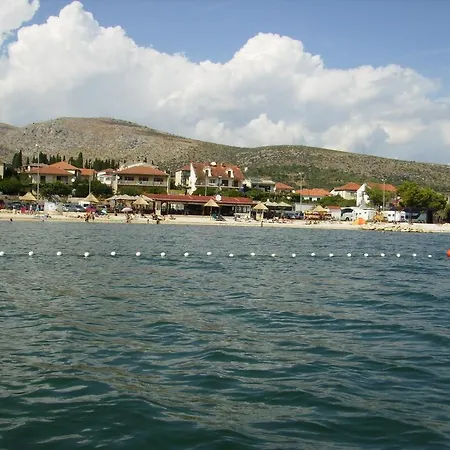 Irena Lejlighed Trogir