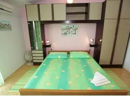Apartamento Irena *